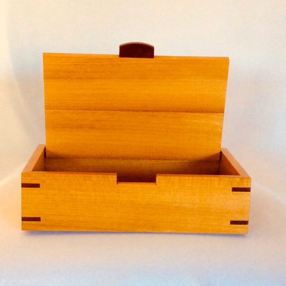 Handmade keepsake box - Picture 2 of 2